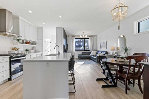 22 Wolf Creek Manor Se, Calgary, AB - Indoor