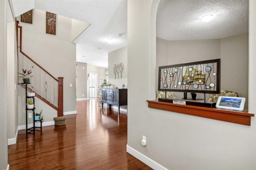 372 Evanspark Circle Nw, Calgary, AB - Indoor Photo Showing Other Room