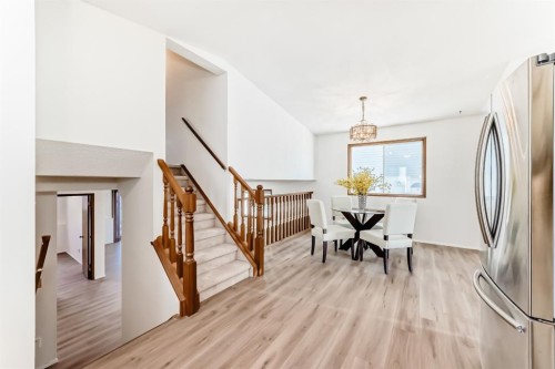 20 Cedardale Hill Sw, Calgary, AB - Indoor
