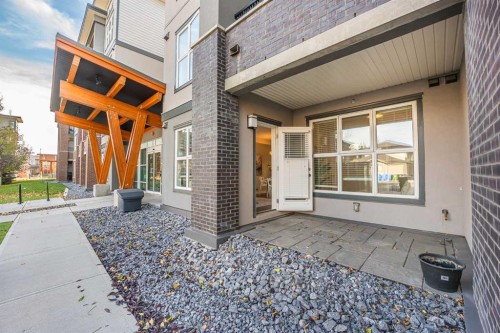 3122-95 Burma Star Road Sw, Calgary, AB - Outdoor