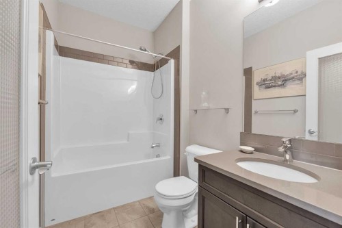 304 Corner Meadows Manor Ne, Calgary, AB - Indoor Photo Showing Bathroom