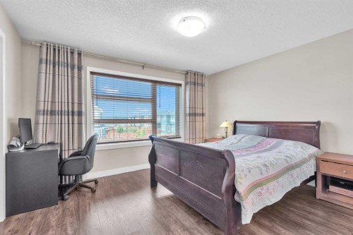 304 Corner Meadows Manor Ne, Calgary, AB - Indoor Photo Showing Bedroom