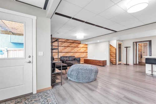 304 Corner Meadows Manor Ne, Calgary, AB - Indoor Photo Showing Other Room