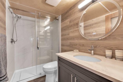 304 Corner Meadows Manor Ne, Calgary, AB - Indoor Photo Showing Bathroom