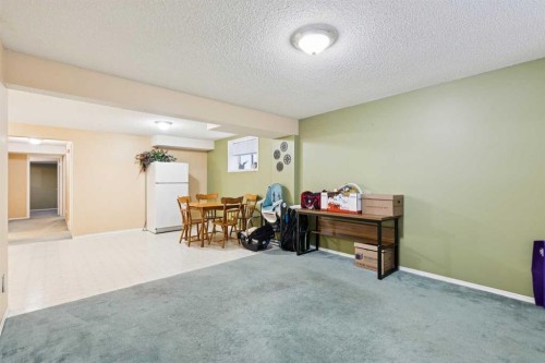 99 Inverness Park Se, Calgary, AB - Indoor