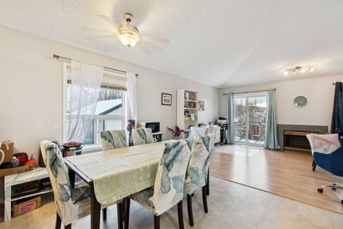 99 Inverness Park Se, Calgary, AB - Indoor Photo Showing Dining Room