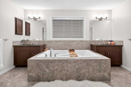 43 Ranchers Crescent, Okotoks, AB - Indoor Photo Showing Bathroom