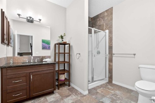 43 Ranchers Crescent, Okotoks, AB - Indoor Photo Showing Bathroom