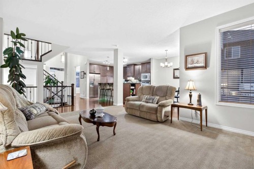 43 Ranchers Crescent, Okotoks, AB - Indoor Photo Showing Living Room