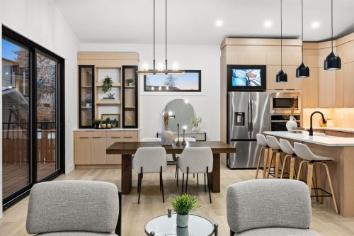 27 Glacier Drive Sw, Calgary, AB - Indoor Photo Showing Kitchen With Upgraded Kitchen