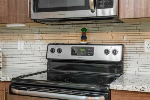 2107-99 Copperstone Park Se, Calgary, AB - Indoor Photo Showing Kitchen