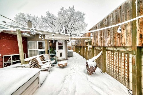 5923 Thorncliffe Drive Nw, Calgary, AB - Outdoor With Deck Patio Veranda