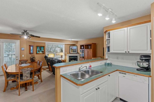 39 Mt Aberdeen Manor Se, Calgary, AB - Indoor Photo Showing Other Room