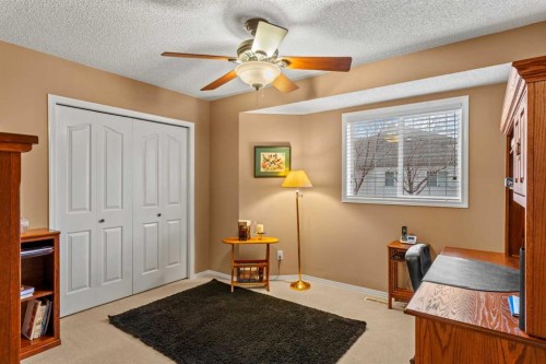 39 Mt Aberdeen Manor Se, Calgary, AB - Indoor