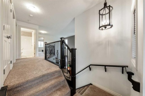 101 Rockford Road Nw, Calgary, AB - Indoor Photo Showing Other Room