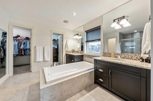 101 Rockford Road Nw, Calgary, AB - Indoor Photo Showing Bathroom