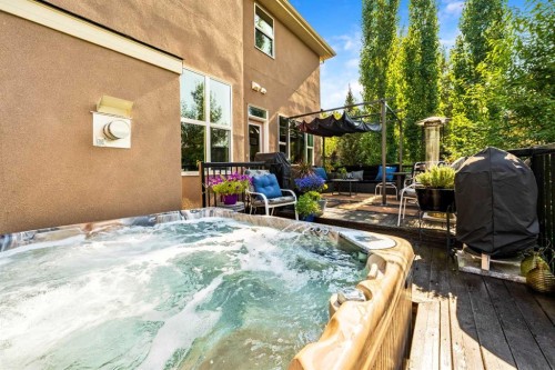 101 Rockford Road Nw, Calgary, AB - Outdoor With Deck Patio Veranda