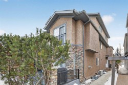 2-3423 5 Avenue NW Calgary, AB T2N 0V5