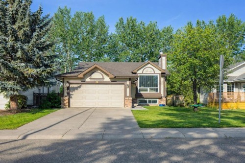 36 Riverview Drive, Cochrane, AB - Outdoor