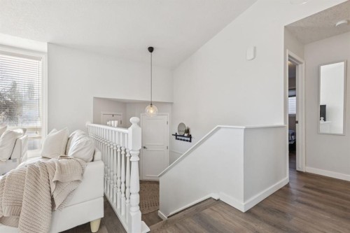 36 Riverview Drive, Cochrane, AB - Indoor Photo Showing Other Room