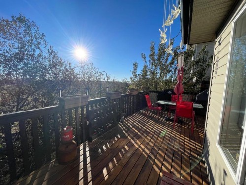 63 Glensummit Close, Cochrane, AB - Outdoor