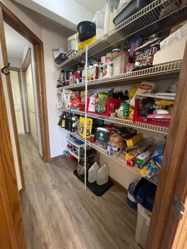 63 Glensummit Close, Cochrane, AB - Indoor Photo Showing Other Room