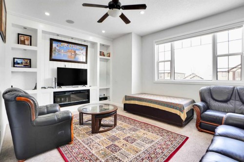 85 Saddlebrook Circle Ne, Calgary, AB - Indoor Photo Showing Living Room