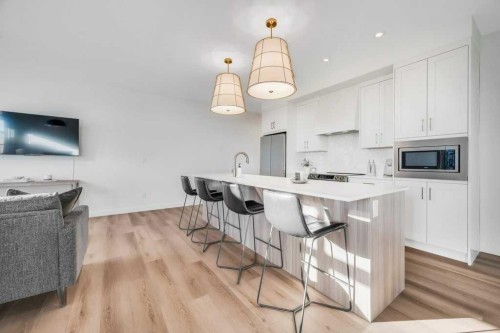 2316-200 Seton Circle Se, Calgary, AB - Indoor Photo Showing Kitchen With Upgraded Kitchen