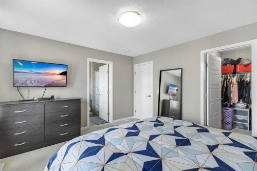 124 Red Embers Crescent Ne, Calgary, AB - Indoor Photo Showing Bedroom