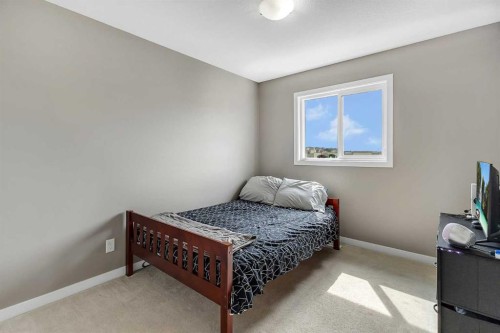 124 Red Embers Crescent Ne, Calgary, AB - Indoor Photo Showing Bedroom