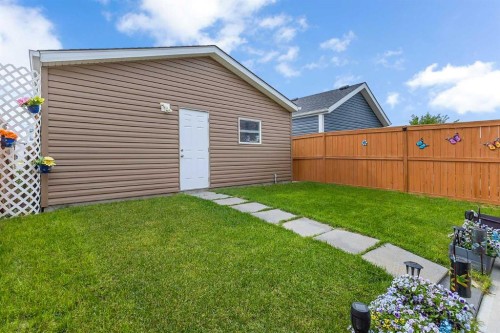 124 Red Embers Crescent Ne, Calgary, AB - Outdoor