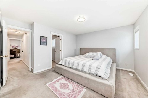 3263 Signal Hill Drive Sw, Calgary, AB - Indoor Photo Showing Bedroom