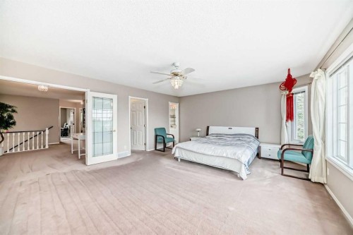 1405 Shawnee Road Sw, Calgary, AB - Indoor Photo Showing Bedroom