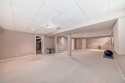 1405 Shawnee Road Sw, Calgary, AB - Indoor