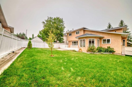 1405 Shawnee Road Sw, Calgary, AB - Outdoor