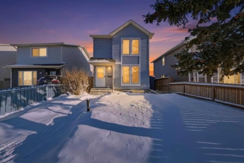284 Falton Drive Ne, Calgary, AB - Outdoor