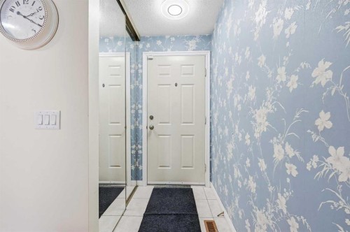 284 Falton Drive Ne, Calgary, AB - Indoor Photo Showing Other Room