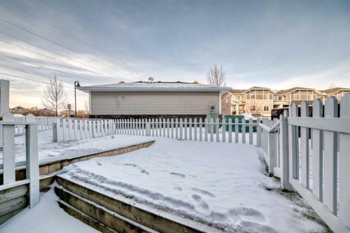 115-300 Marina Drive, Chestermere, AB - Outdoor