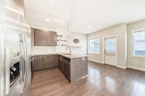 115-300 Marina Drive, Chestermere, AB - Indoor Photo Showing Kitchen