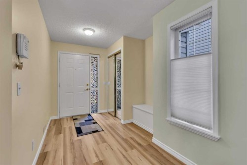 140 Valley Ridge Heights Nw, Calgary, AB - Indoor Photo Showing Other Room