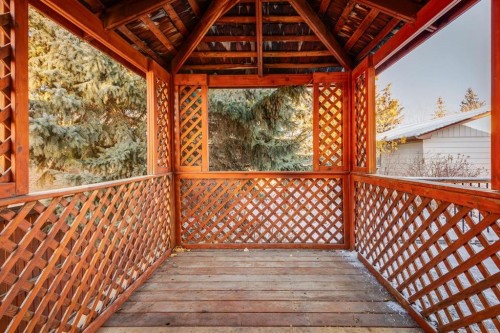 9 Jensen Crescent Ne, Airdrie, AB - Outdoor With Deck Patio Veranda With Exterior