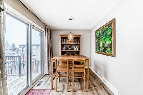 238 Berwick Drive Nw, Calgary, AB - Indoor Photo Showing Other Room