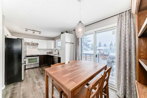 238 Berwick Drive Nw, Calgary, AB - Indoor