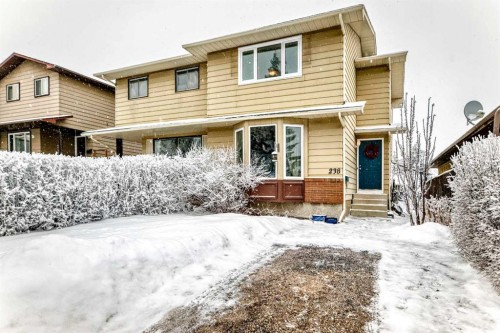 238 Berwick Drive Nw, Calgary, AB - Outdoor