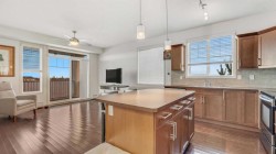 412-304 Cranberry Park SE Calgary, AB T3M 1W2