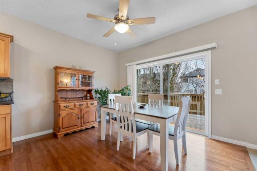 136 Copperfield Close Se, Calgary, AB - Indoor Photo Showing Dining Room
