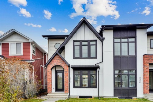 8528 47 Avenue Nw, Calgary, AB - Outdoor With Facade