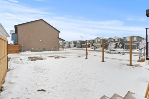 10 Emberside Link, Cochrane, AB - Outdoor