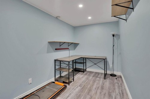 210 Cranberry Place Se, Calgary, AB - Indoor Photo Showing Other Room