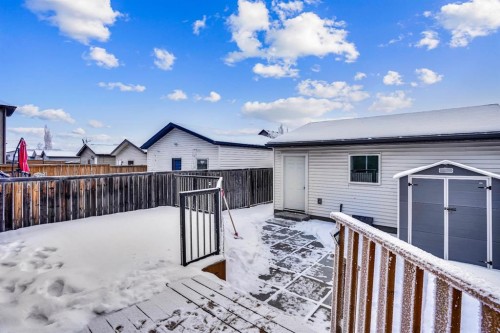 210 Cranberry Place Se, Calgary, AB - Outdoor
